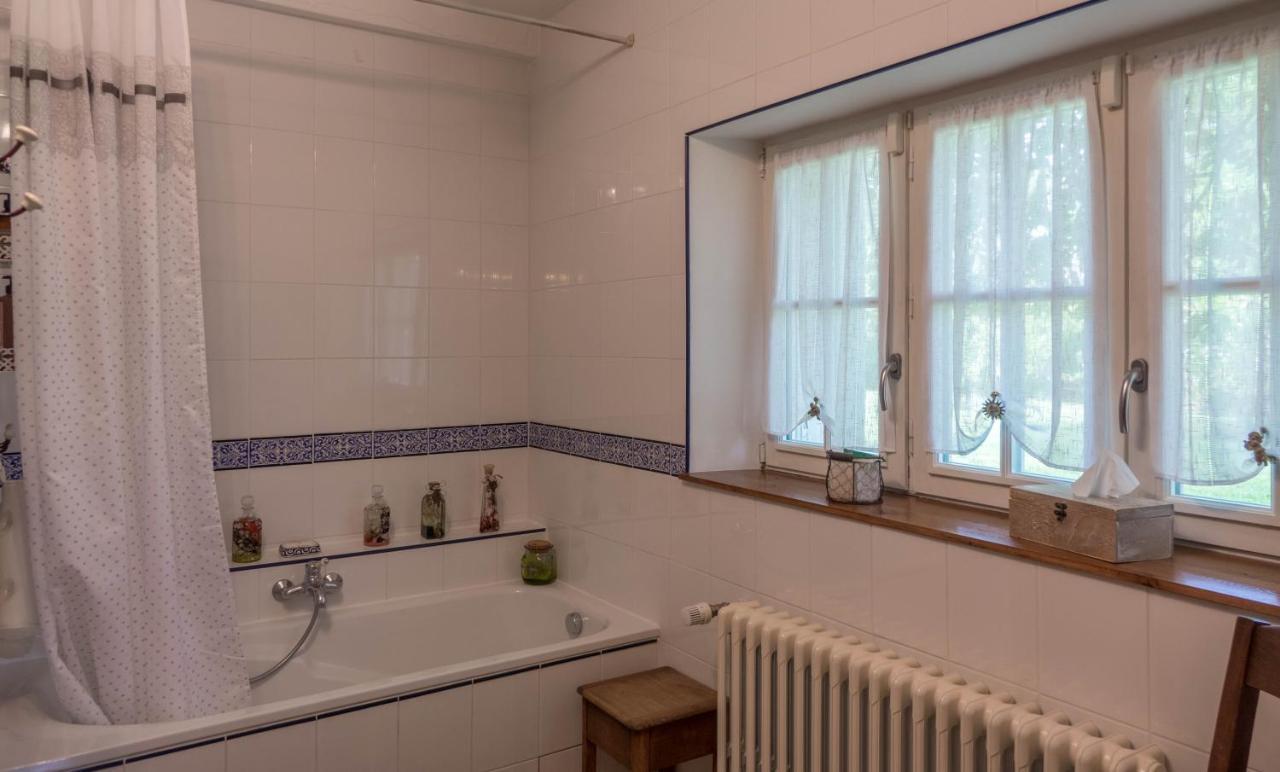 Les Anges Reveurs Bed & Breakfast Neuville-aux-Bois Exterior photo